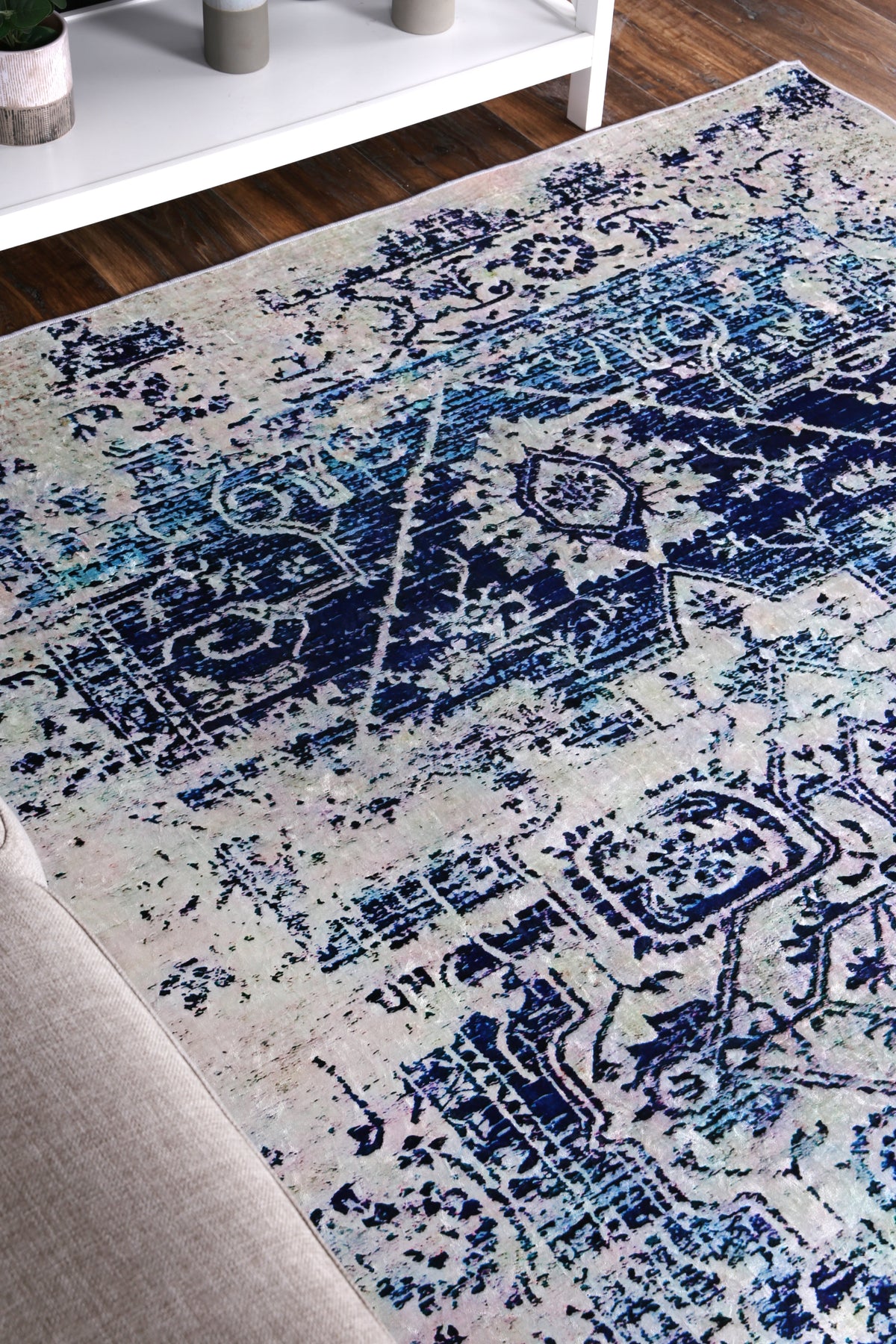 Kinetic Distressed Navy White Traditional Non-Slip Rug - ANGE09