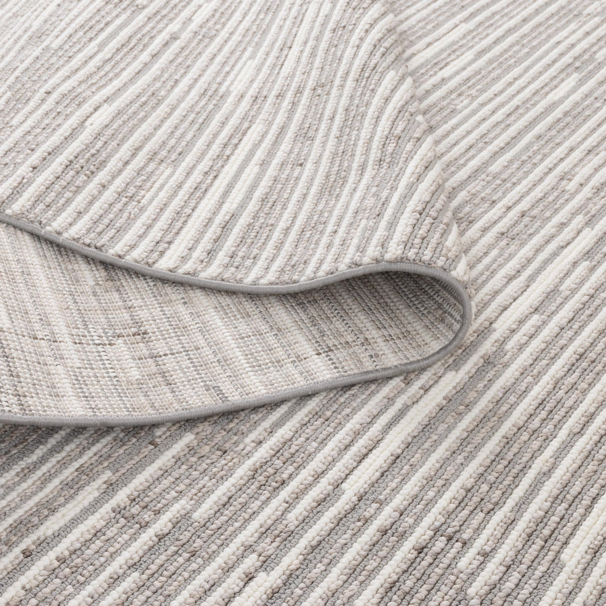 Verno Silver Ivory Loop Lines Rug - B006