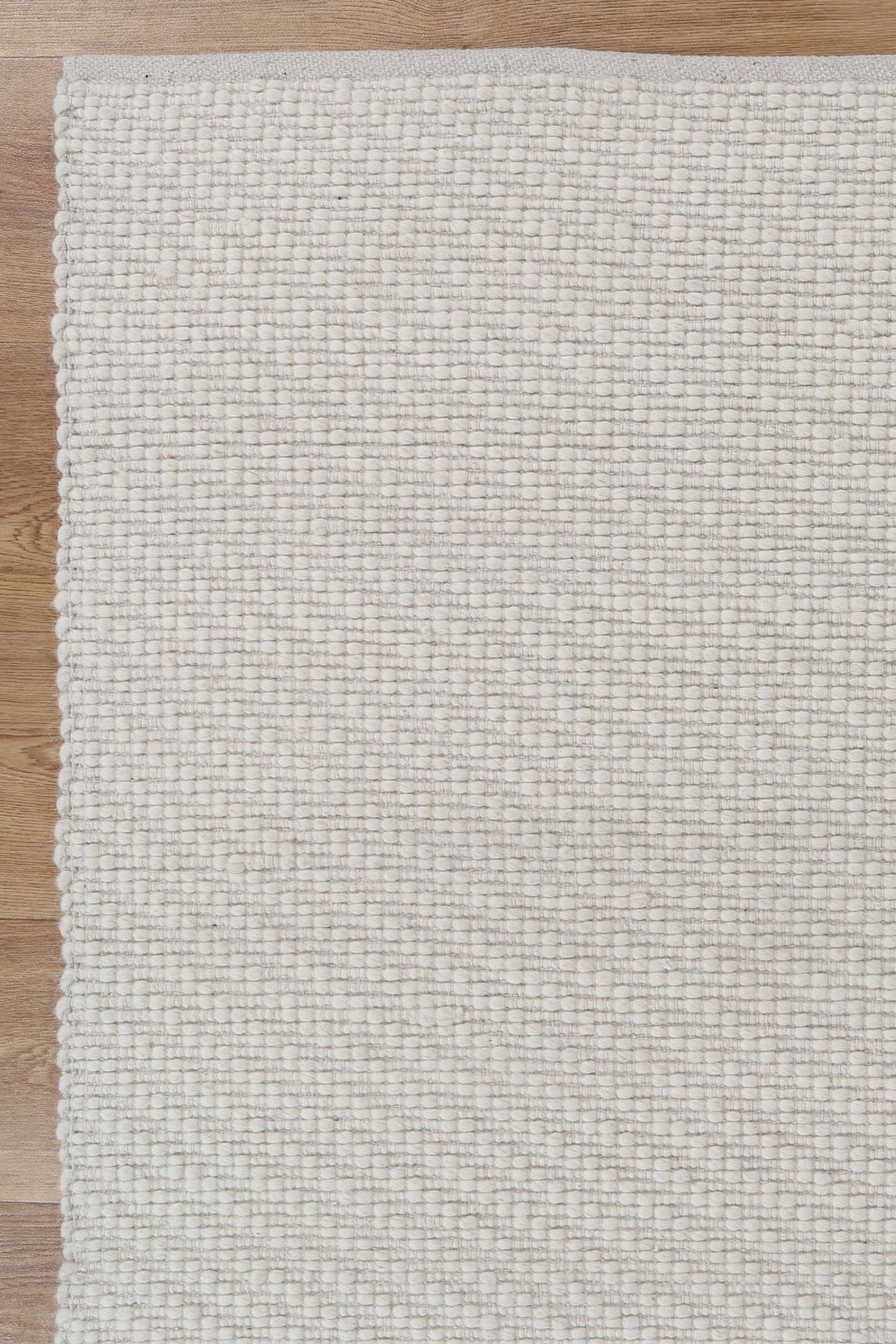 Obsidian Ivory Wool Blend Textured Rug - IVOR
