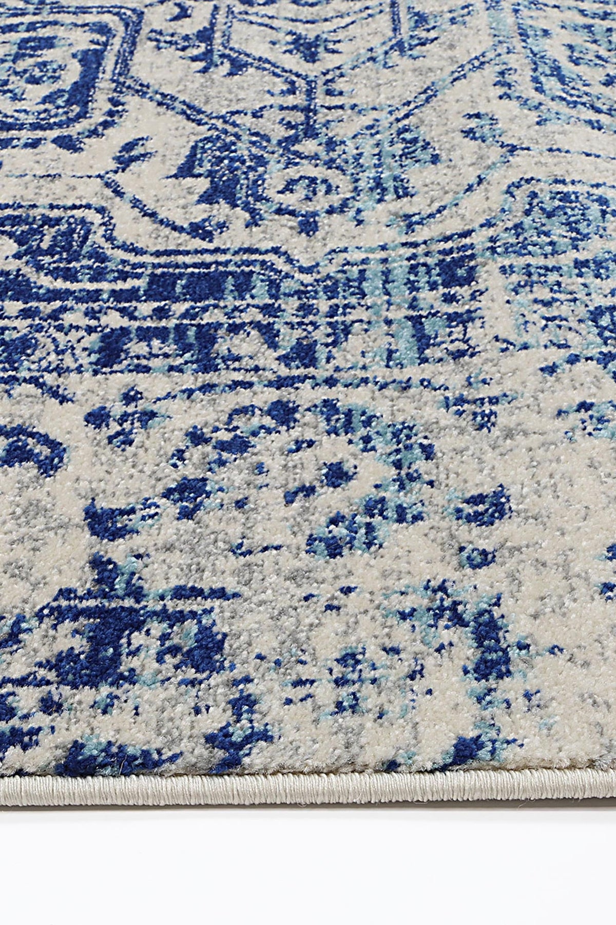 Dainty Audrey Ivory & Navy Rug