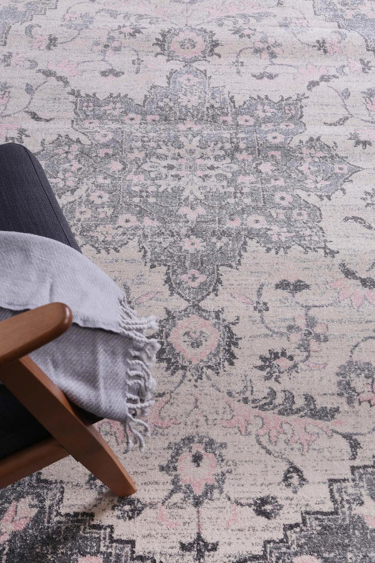 Dainty Madeleine Grey & Ivory Rug