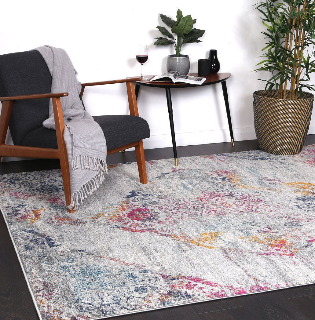 Dainty Ornate Multi-Coloured Rug