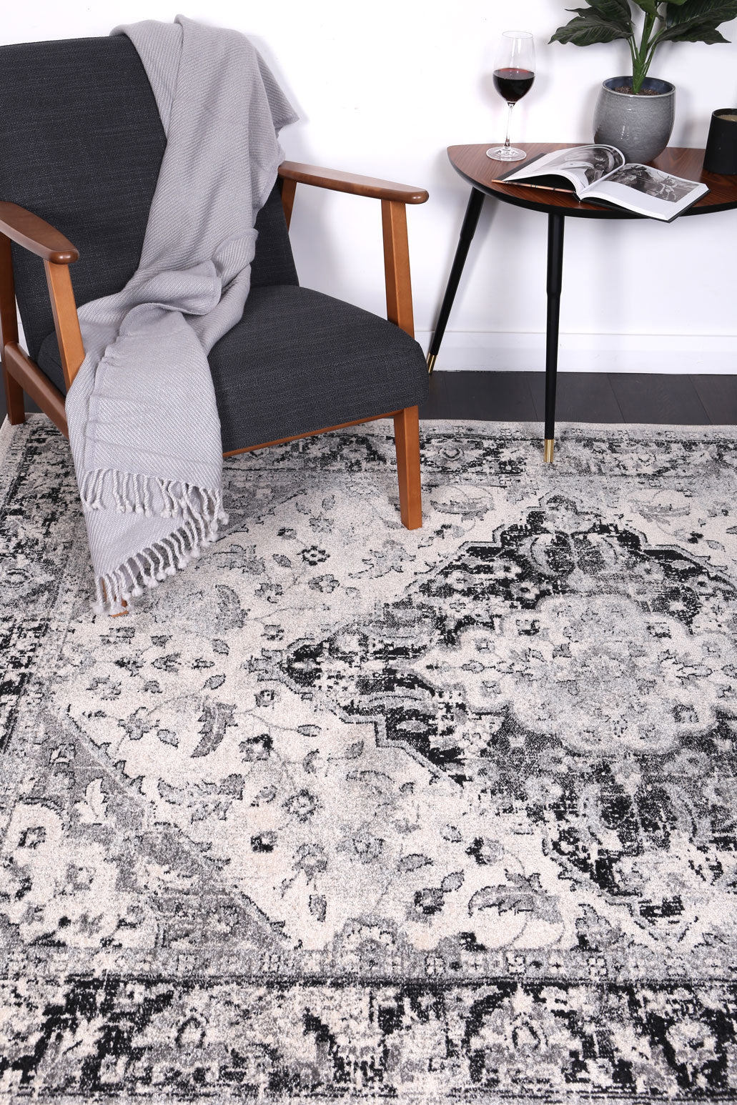 Dainty Abundance Grey Rug