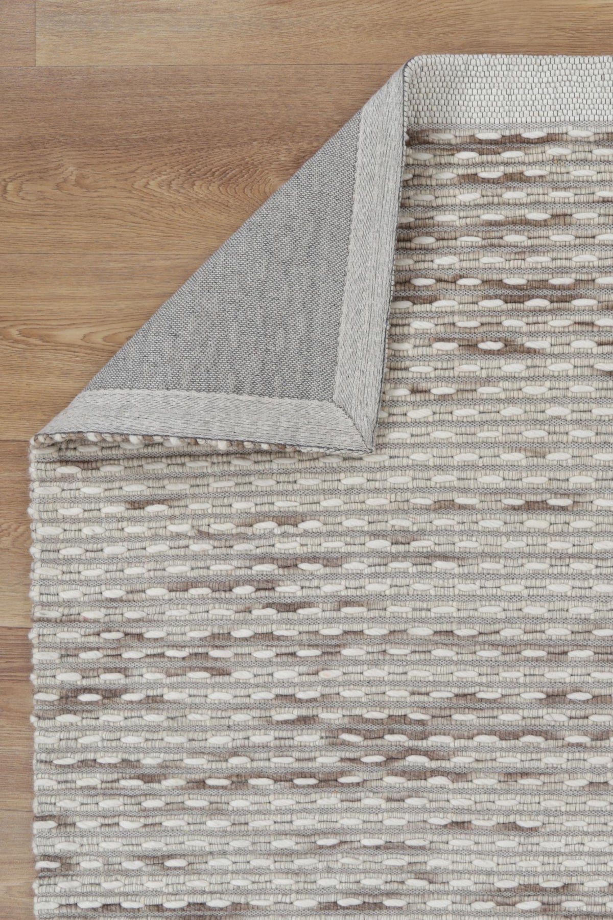 Nia Beige Wool Rug