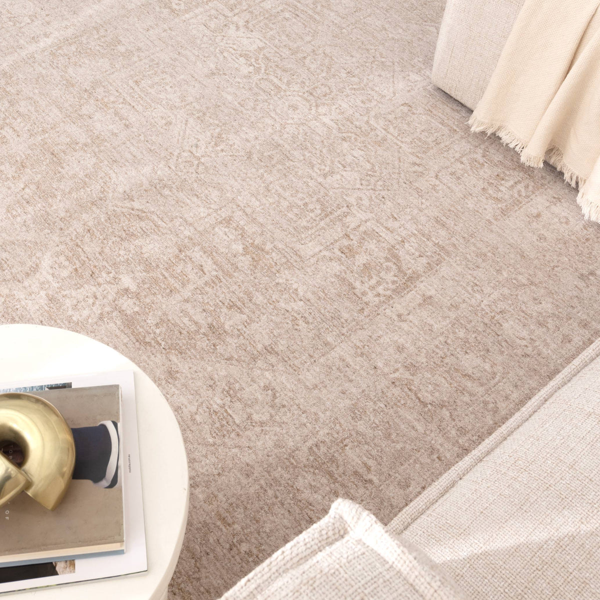 Ancestry Distressed Medallion Beige Rug - H102