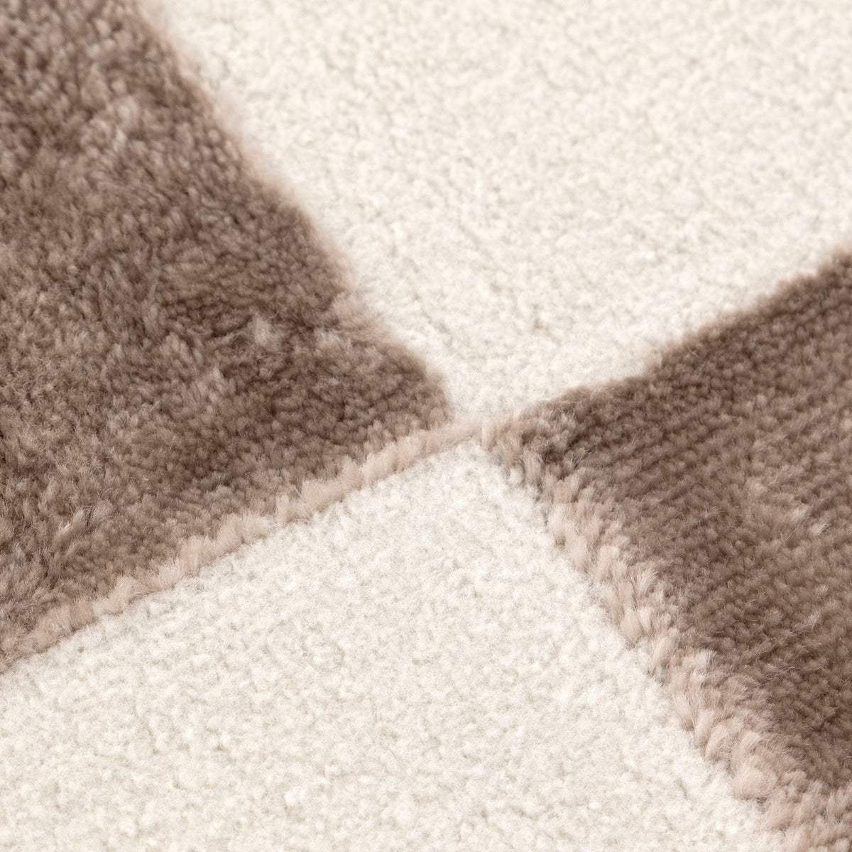 Emerald Checkers Cream Brown Rug - JADE007