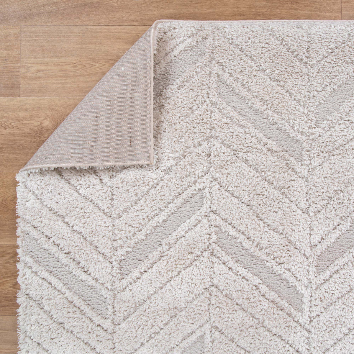 Gentle Chevron Beige Shag Rug