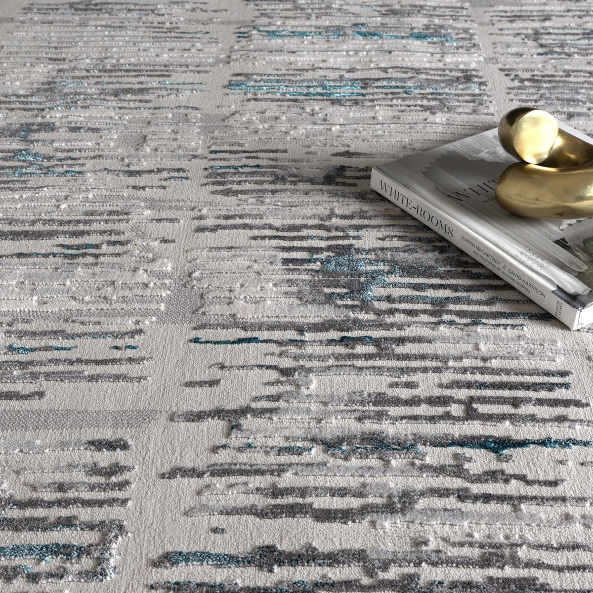 V002: Legacy Abstract Grey Blue Rug