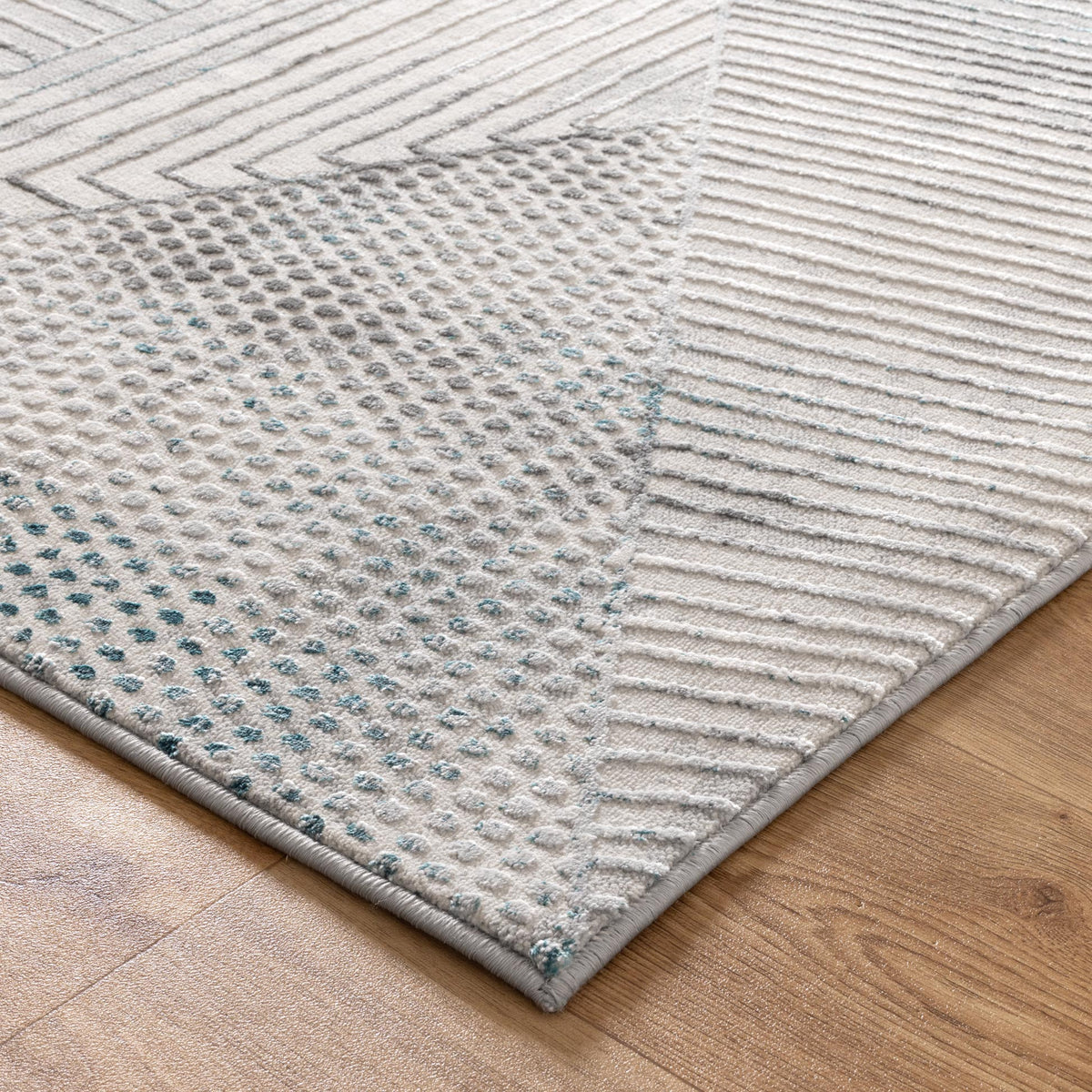 V003: Legacy Geometric Grey Blue Rug