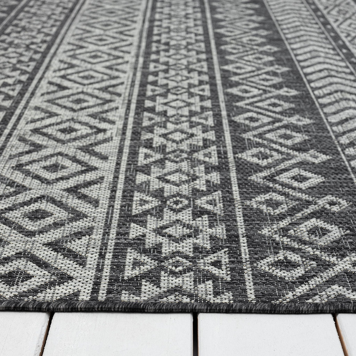 Veranda 421 Charcoal