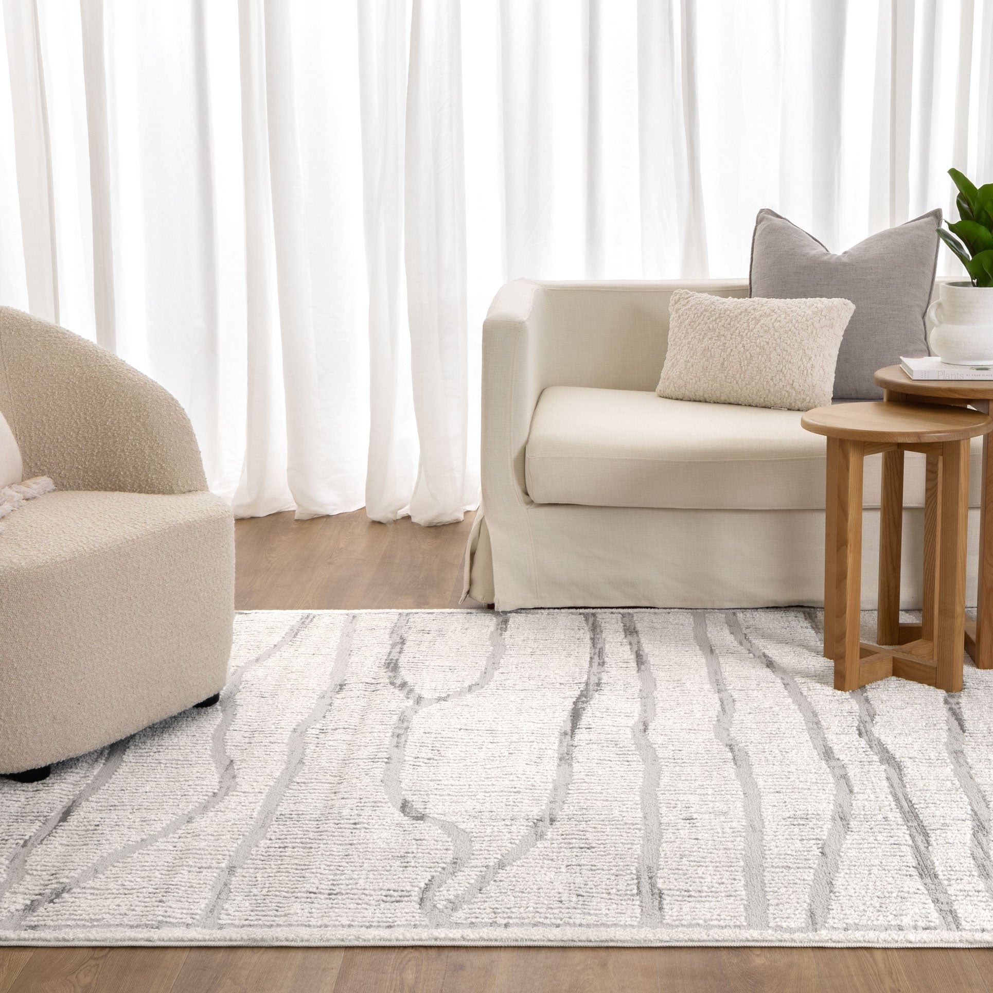 Sierra Abstract Silver Lines Rug