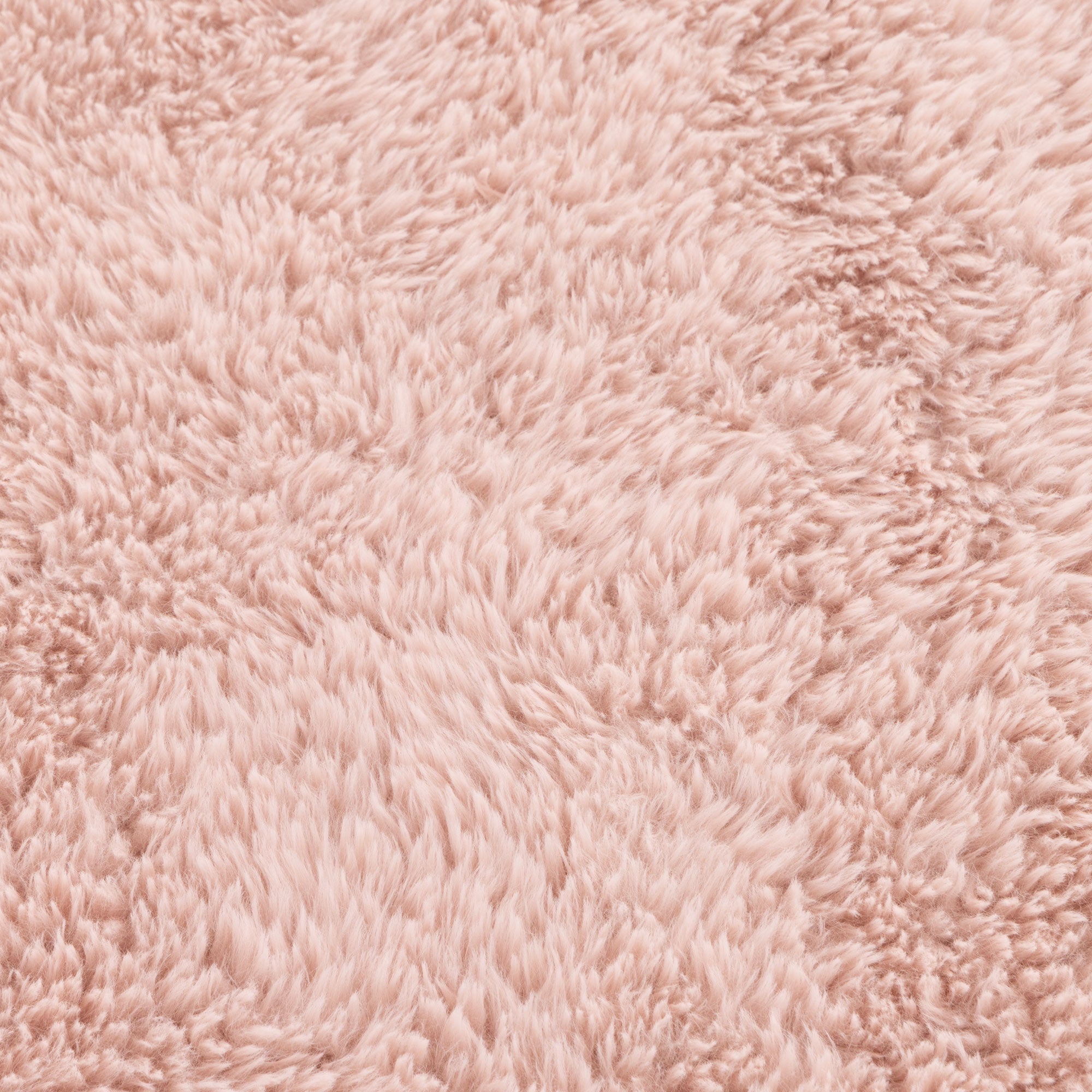 Lyla Machine Washable Shaggy Blush Rug