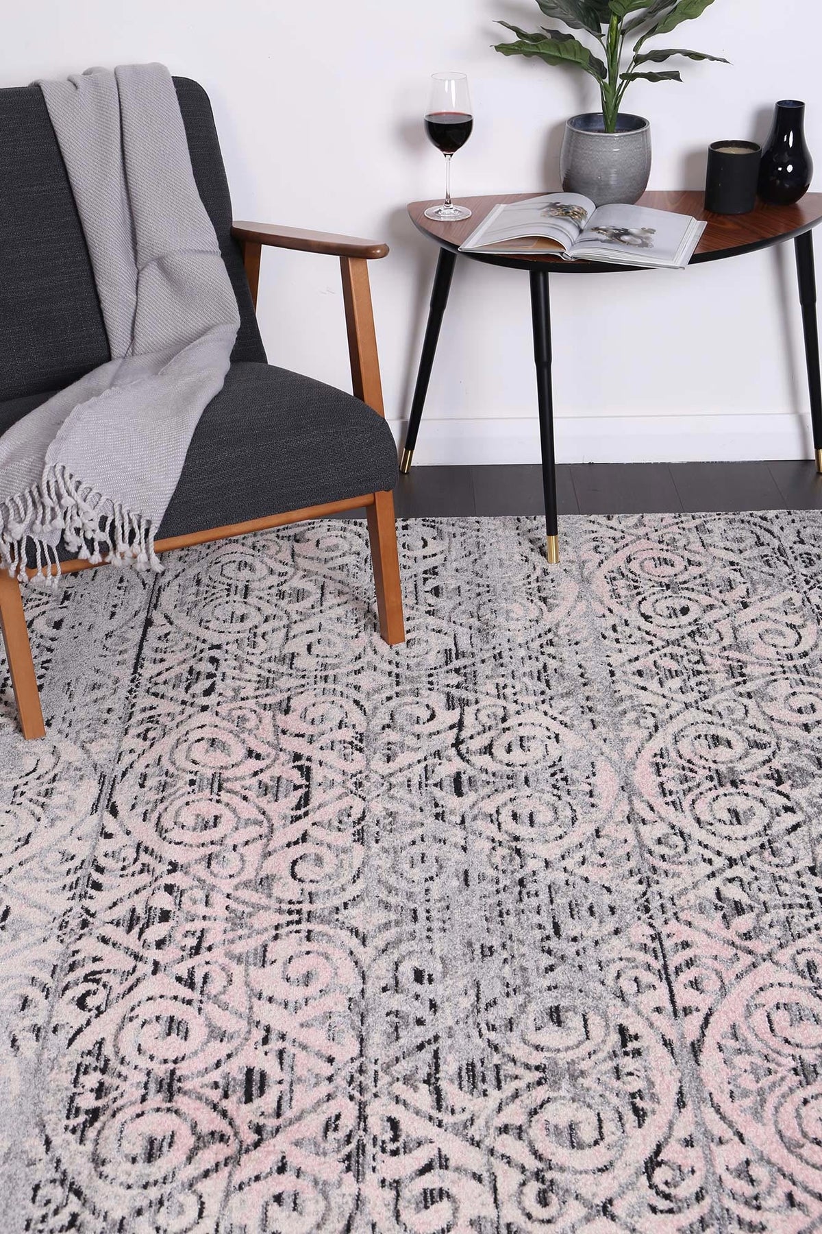 Dainty Katherine Pink & Ash Rug