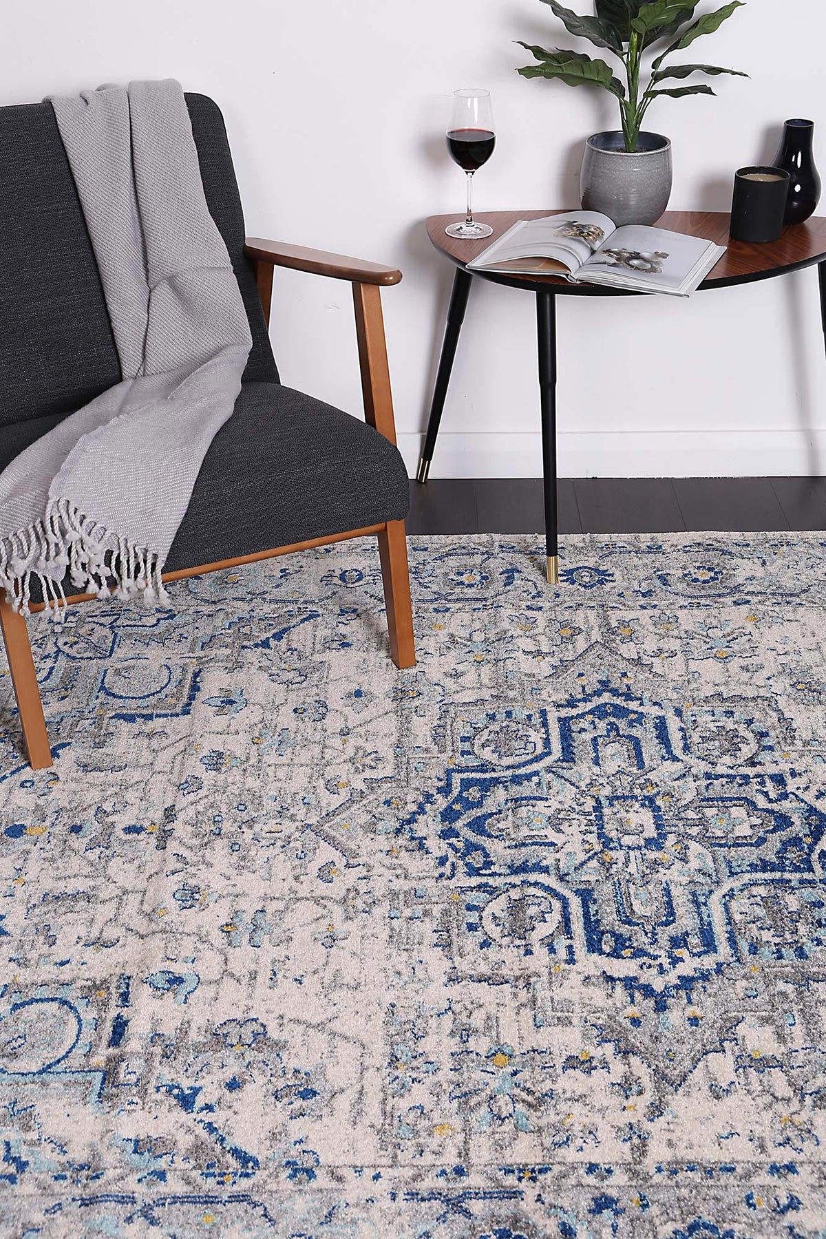 Dainty MeMontana Ivory & Blue Rug