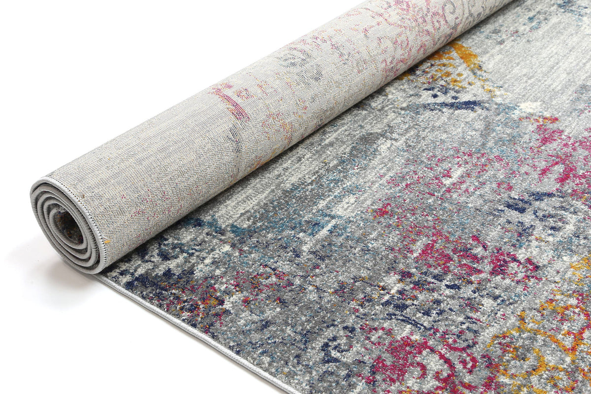 Dainty Ornate Multi-Coloured Rug