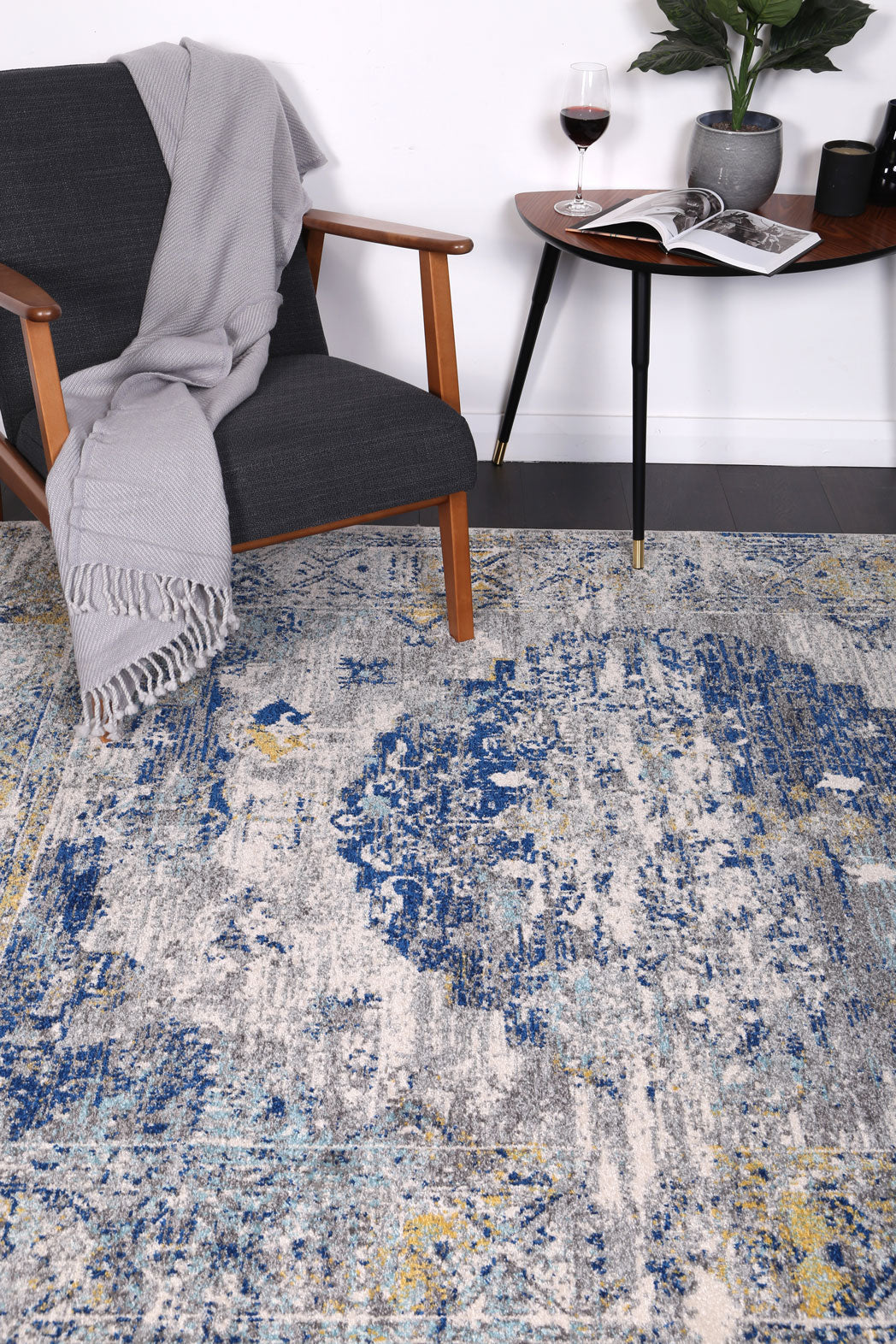 Dainty Faded Blue and Yellow Rug