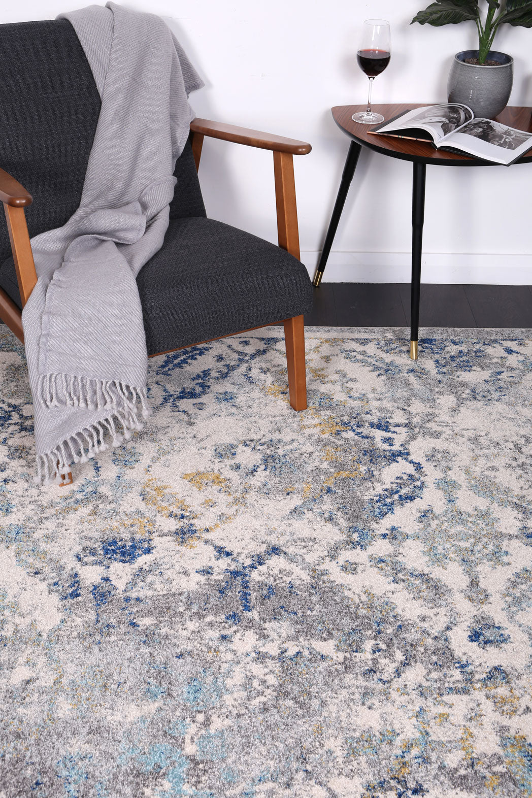Dainty Vintage Blue Rug