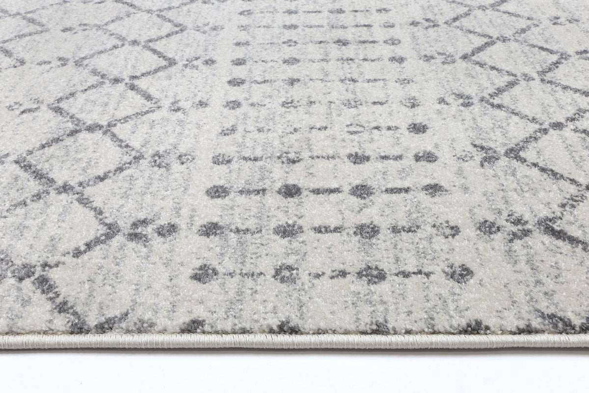 Dainty Geomtric Ivory and Grey
