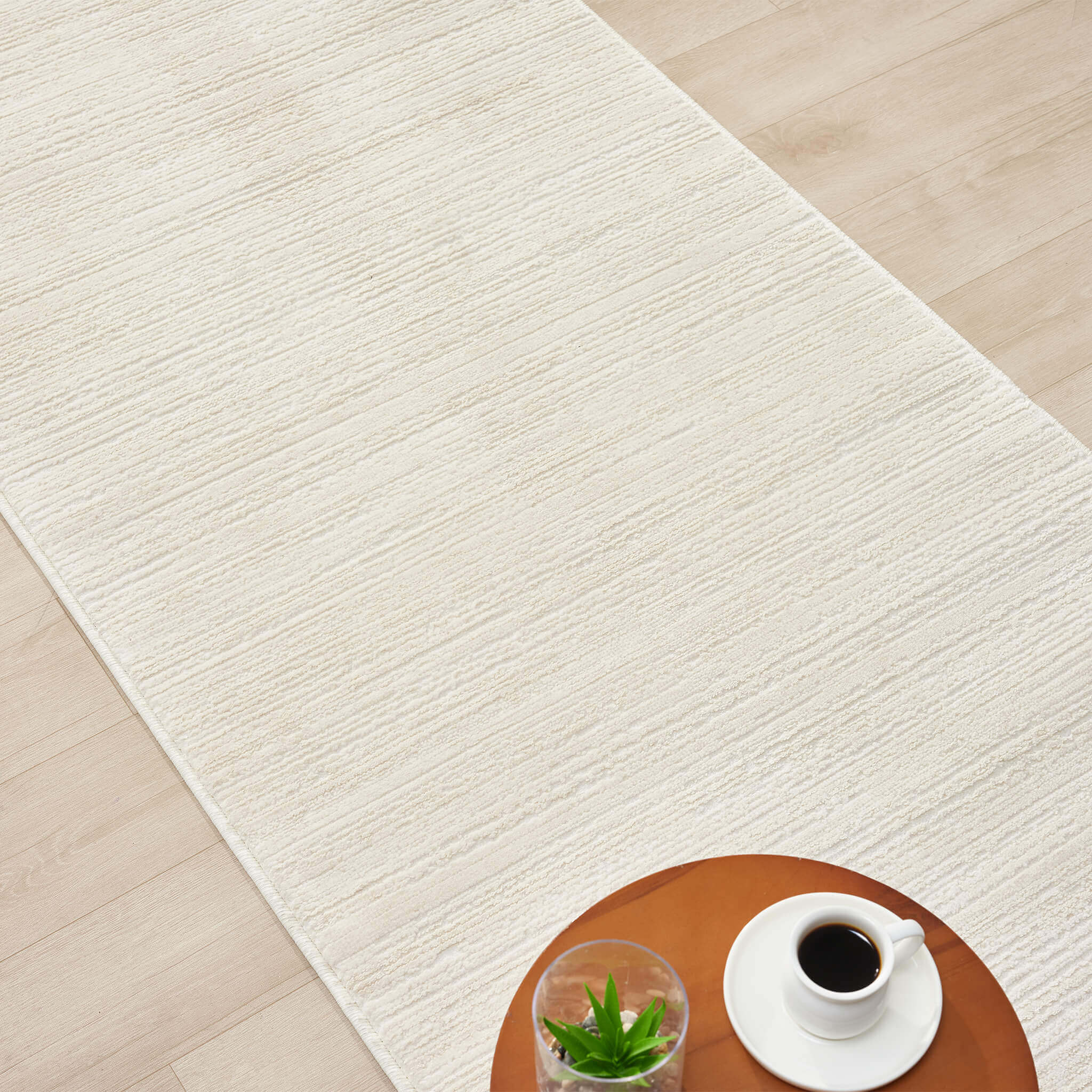 Fortune 773 Cream Runner