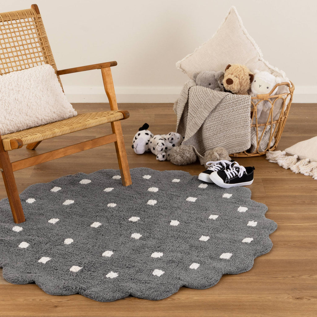 Tranquil Round Scalloped Kids Rug Grey: New Arrival