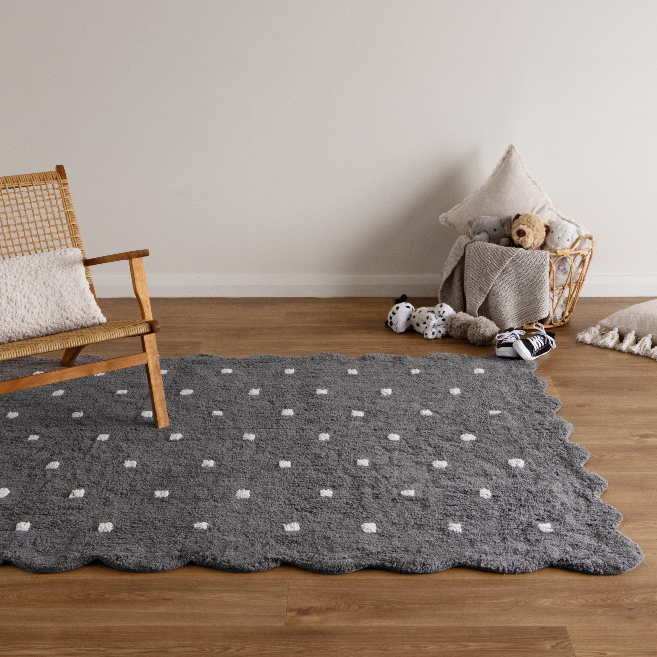 Mellow Rectangle Scalloped Kids Rug Grey: New Arrival