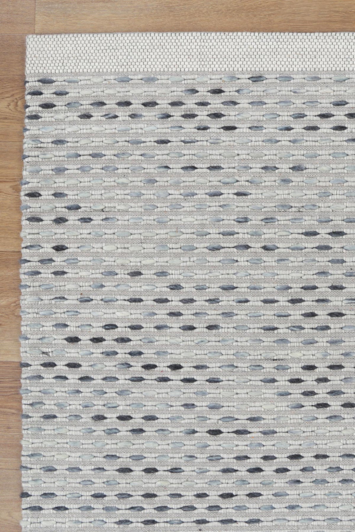 Nia Grey Wool Rug
