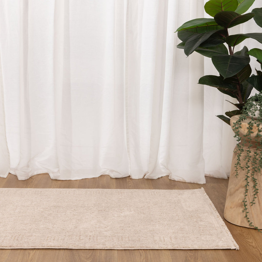Heritage Distressed Border Beige Runner- H106: (Different Tassel)