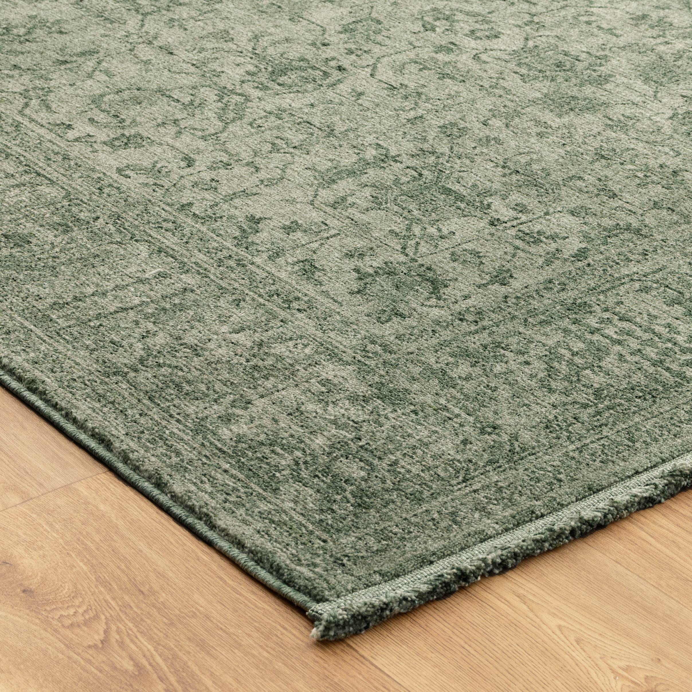 Heritage Distressed Border Green Runner- H107: (Different Tassel)