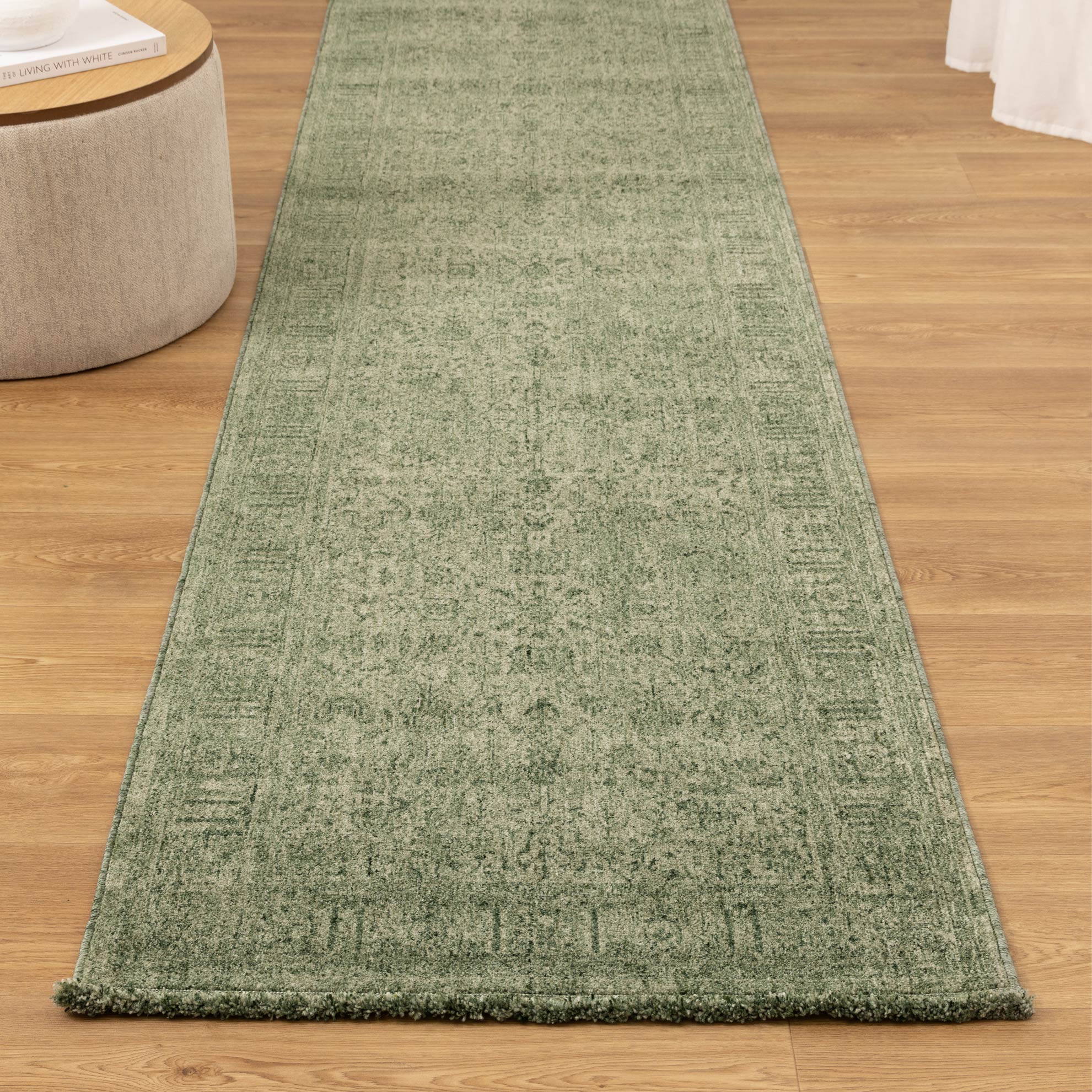 Heritage Distressed Border Green Runner- H107: (Different Tassel)
