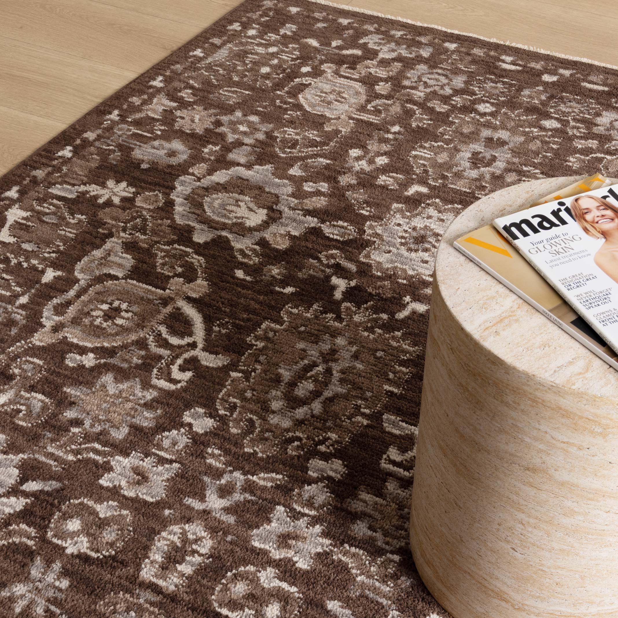 Horizon Brown Traditional Rug H111