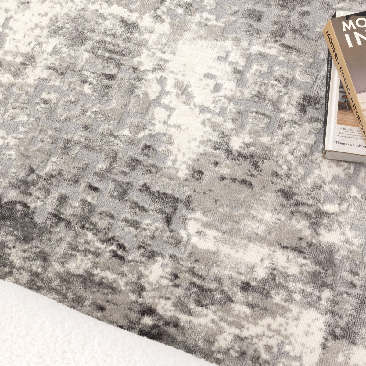Emerald Abstract Grey Rug - JADE003