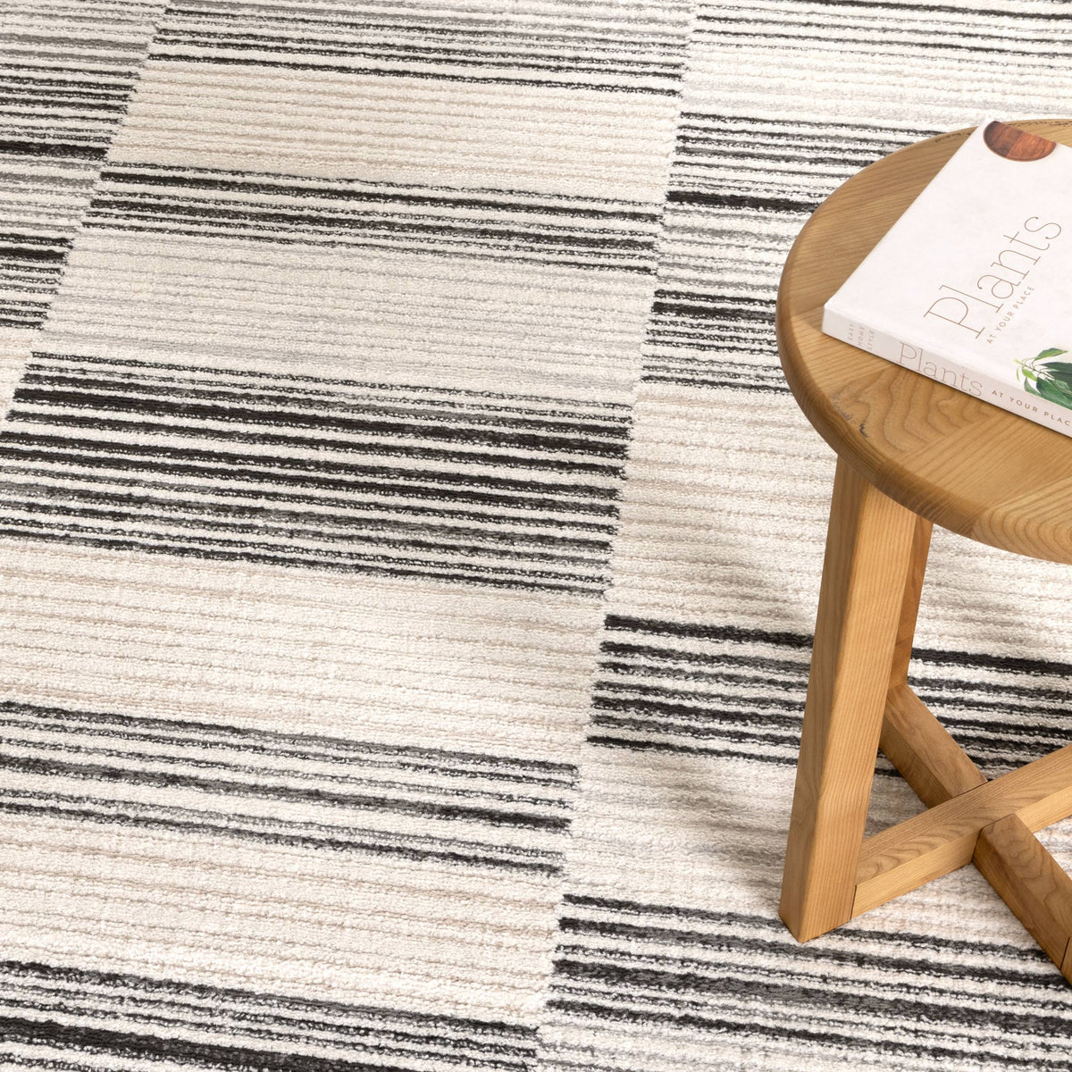 Cascadia Lines Grey Rug