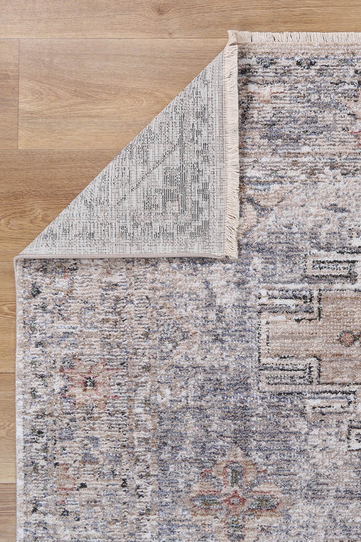 Savannah Derbent Ash Traditional Soft Rug
