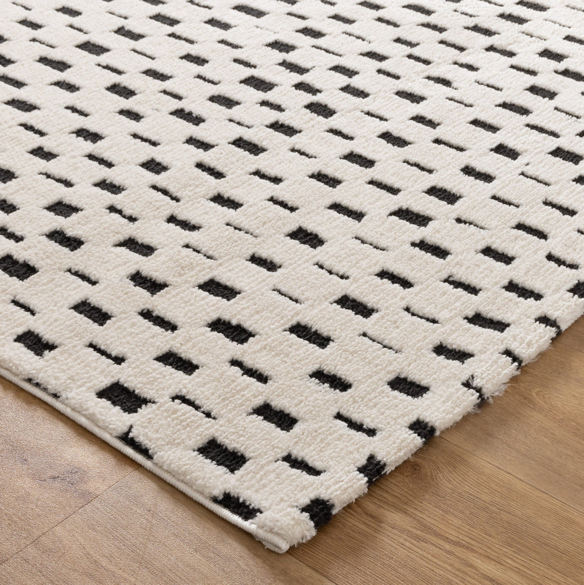 Nila Monochrome Squares Black and Cream Rug - MIL2