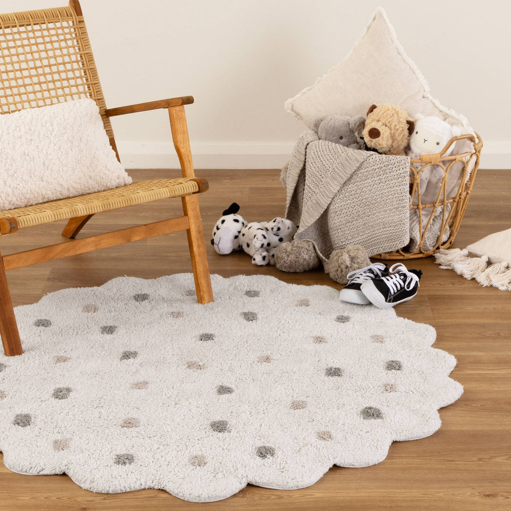 Tranquil Round Scalloped Kids Rug White & Multi: New Arrival