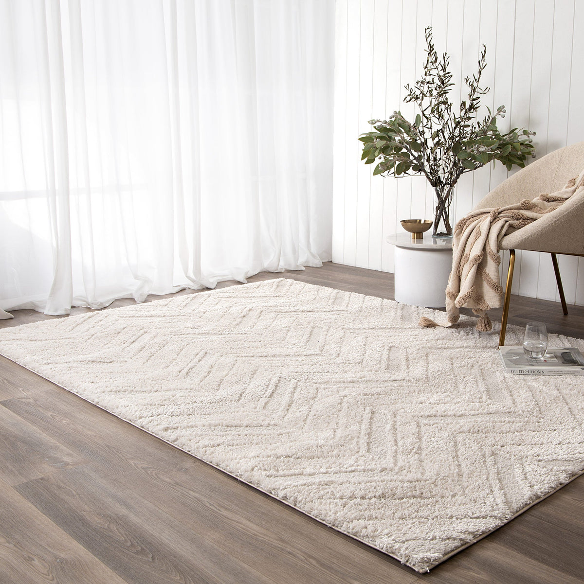 Gentle Chevron Beige Shag Rug