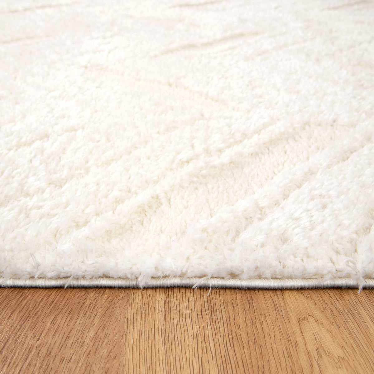Gentle Chevron Cream Shag Rug