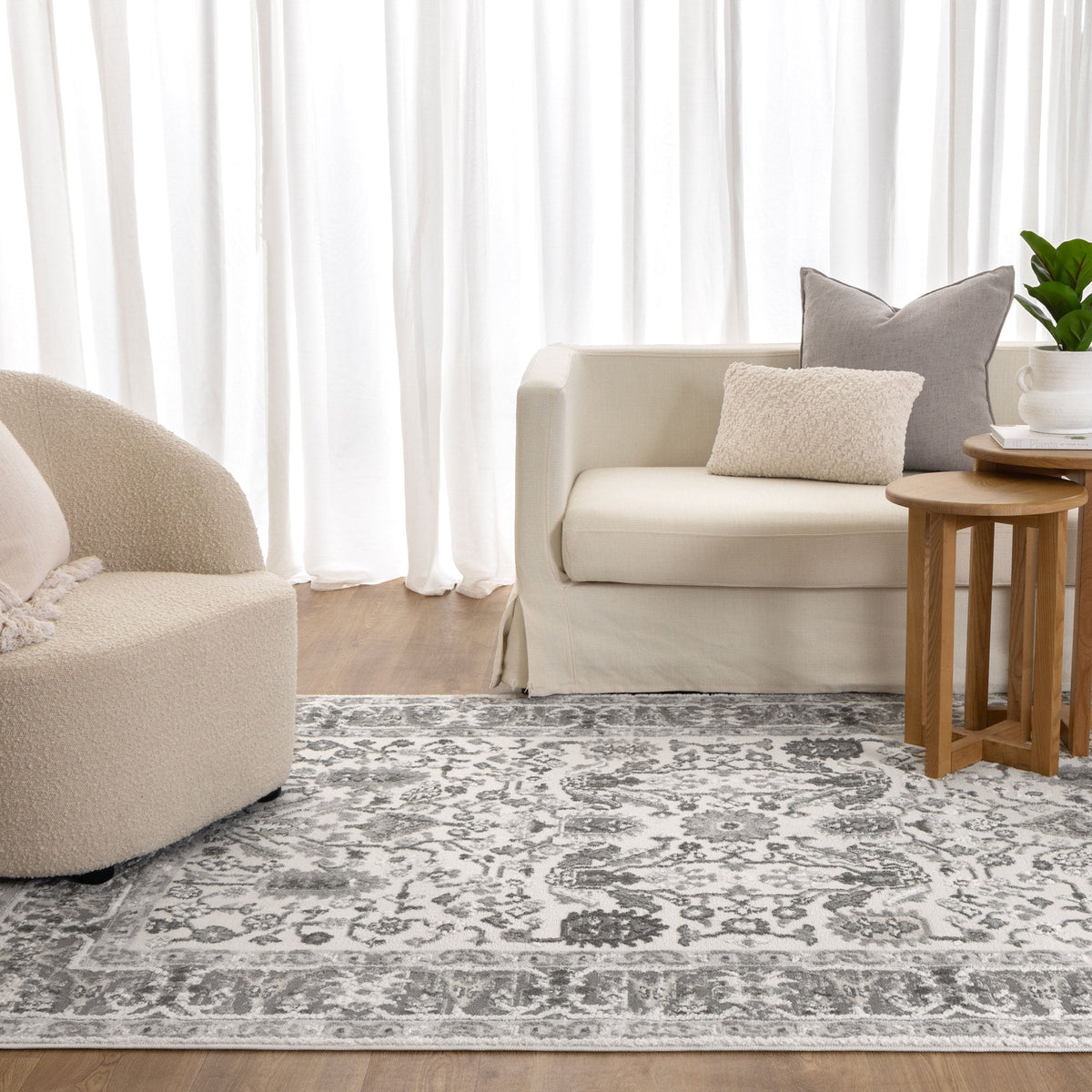 Cascadia Oriental Border Grey Rug