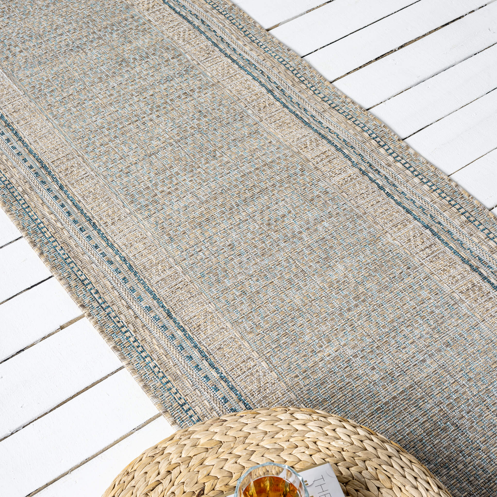 Terrace 553 Olive Runner