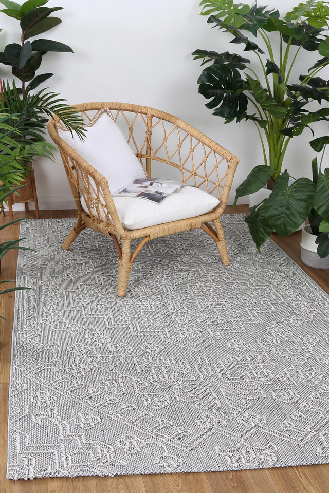 Vanuatu Isle Nori Grey Tribal Flatweave Rug
