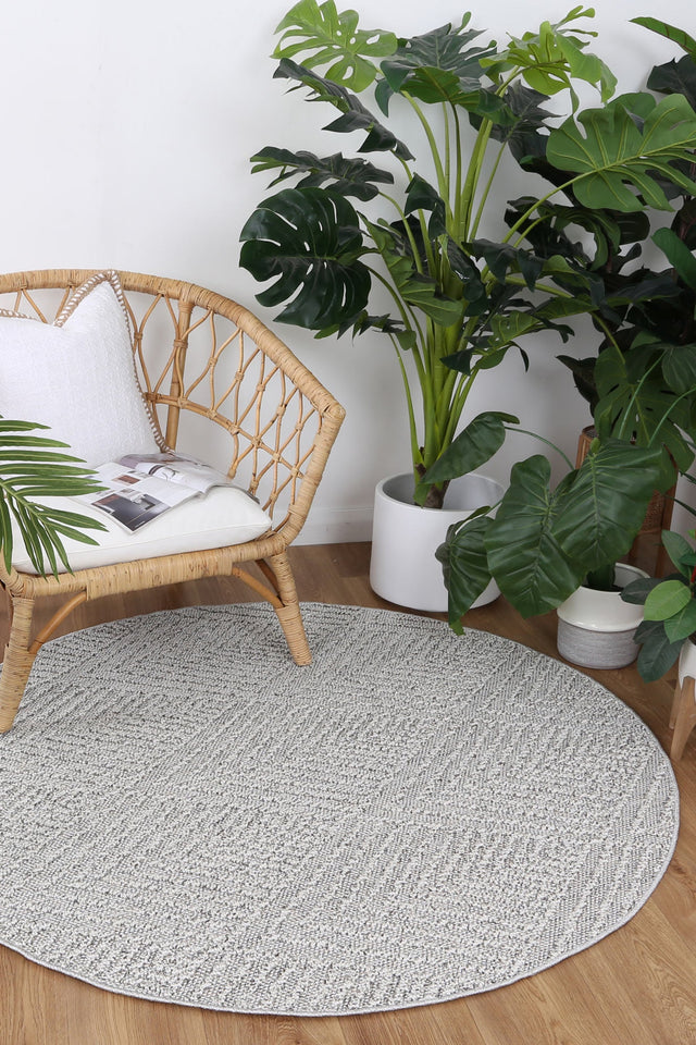 Vanuatu Isle Kini Grey Geometric Round Flatweave Rug