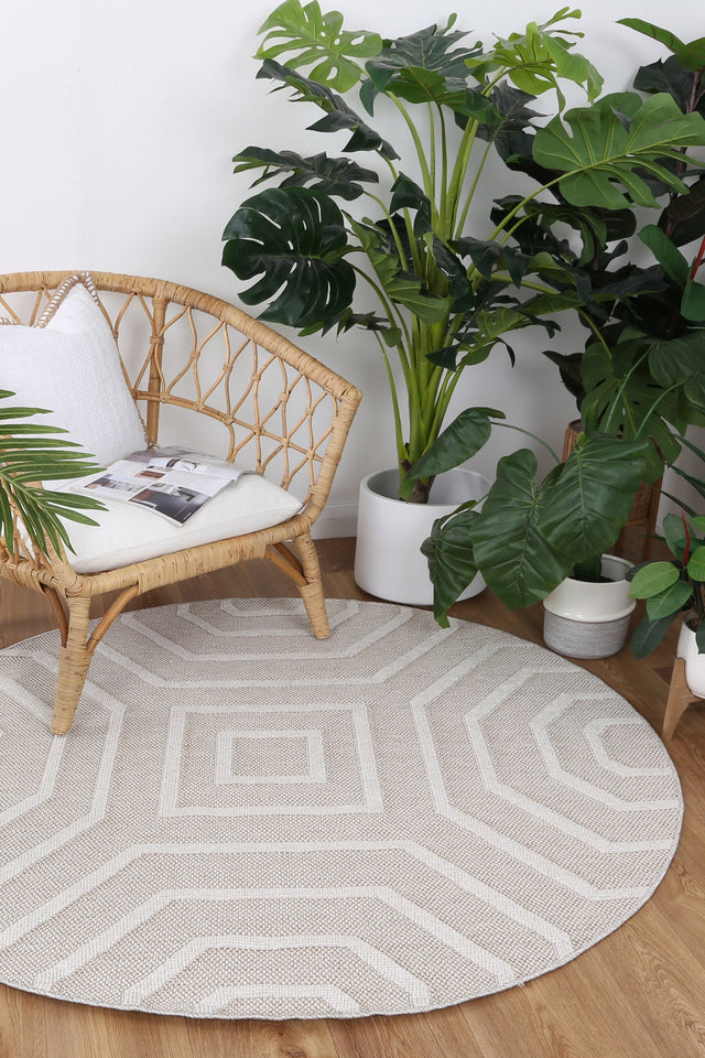 Vanuatu Isle Lui Beige Geometric Round Flatweave Rug