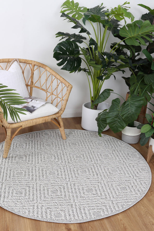 Vanuatu Isle Walasi Ash Geometric Round Flatweave Rug