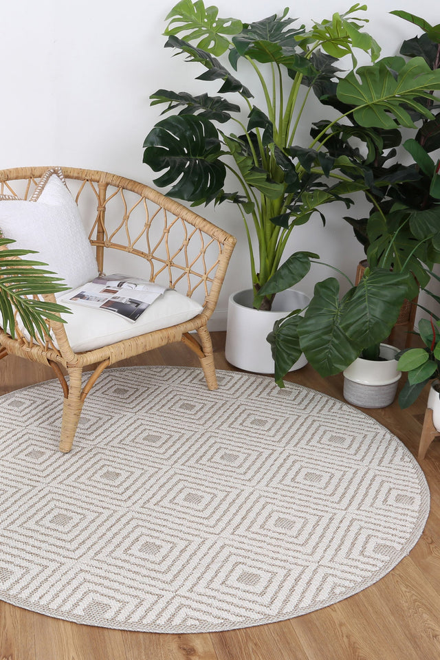 Vanuatu Isle Wickham Beige Geometric Round Flatweave Rug