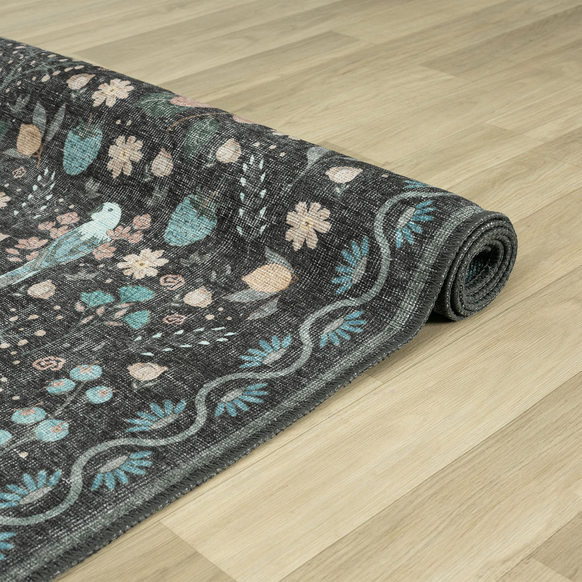 Heirloom 747 Charcoal