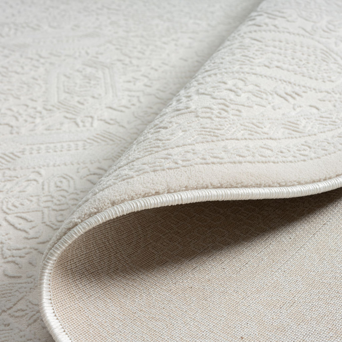 Legend 471 Ivory Round