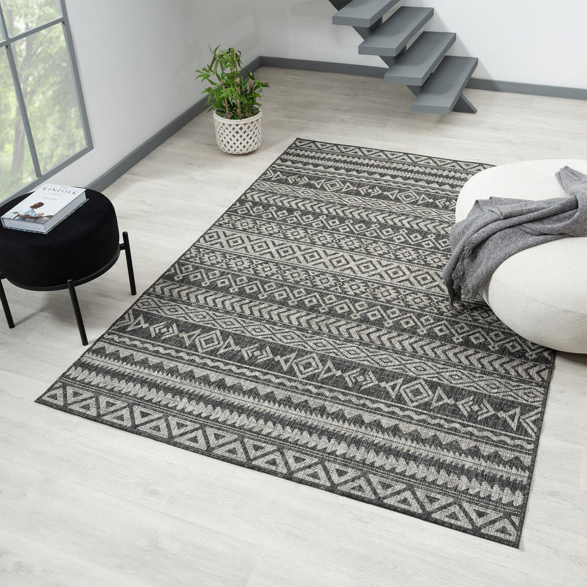 Veranda 421 Charcoal
